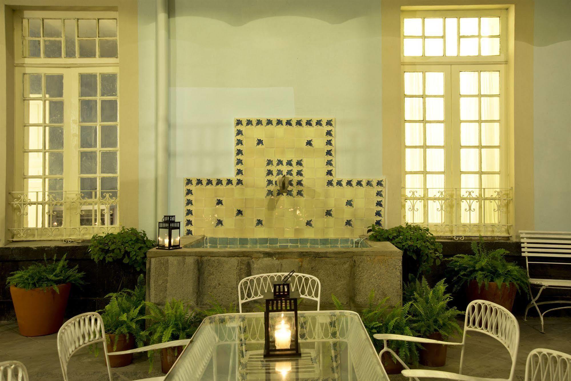 Casa San Ildefonso Hostel Mexico City Exterior photo