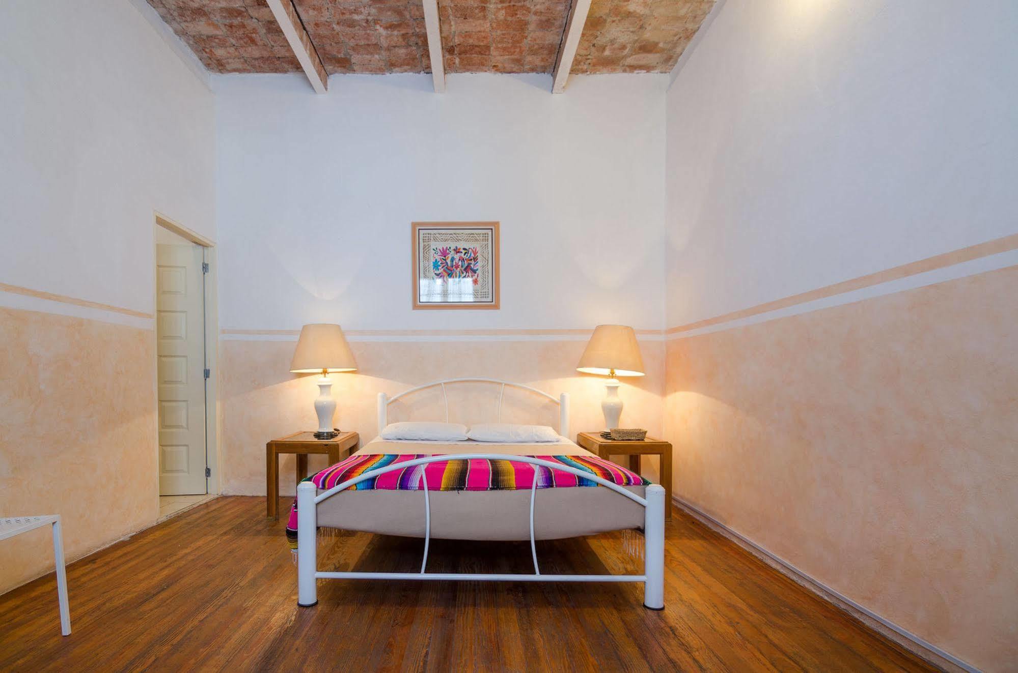 Casa San Ildefonso Hostel Mexico City Exterior photo